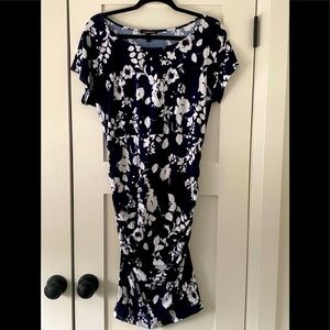 Isabella Oliver maternity dress